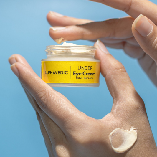 Alphavedic Under Eye Cream (15gm)